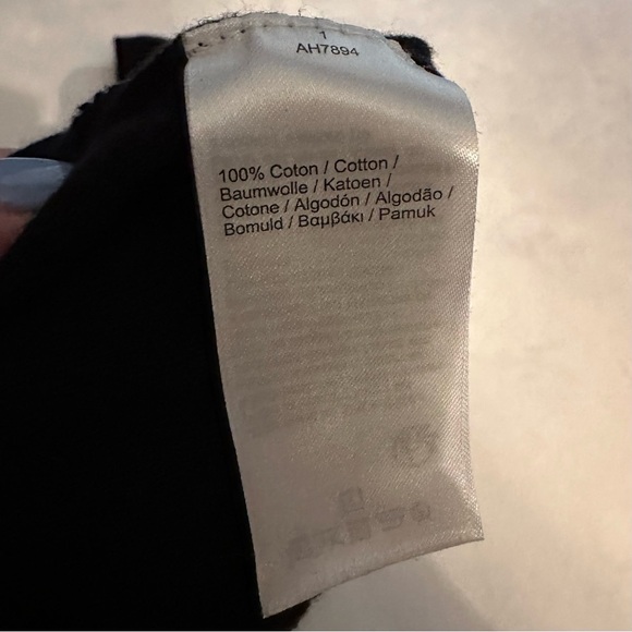 Lacoste Monochrome Cotton V-neck Knit Sweater Black Men’s M Gray Crocodile - Picture 6 of 6